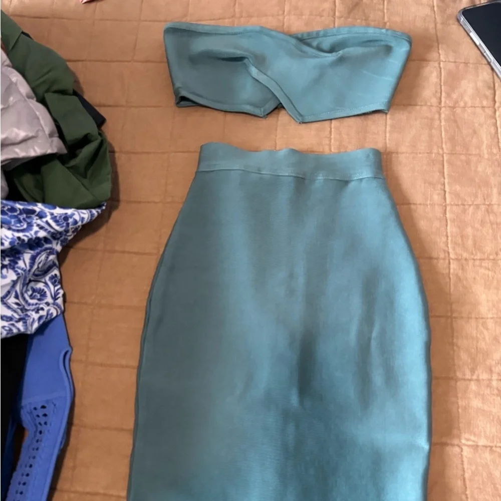 House of CB Aqua Suiza Bandage Pencil Skirt & Top Coordinating Set. Size XS